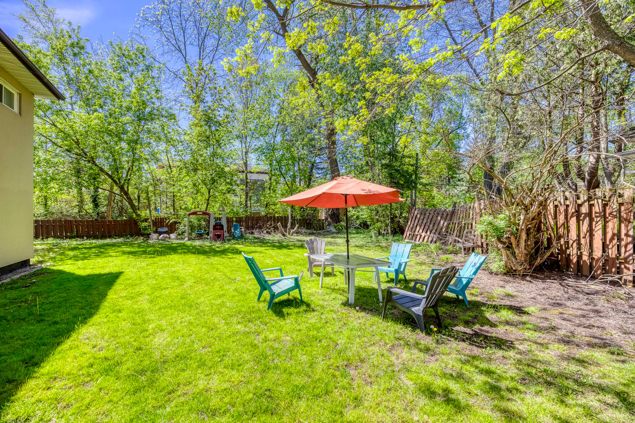220 Woodhaven Park Dr, Oakville