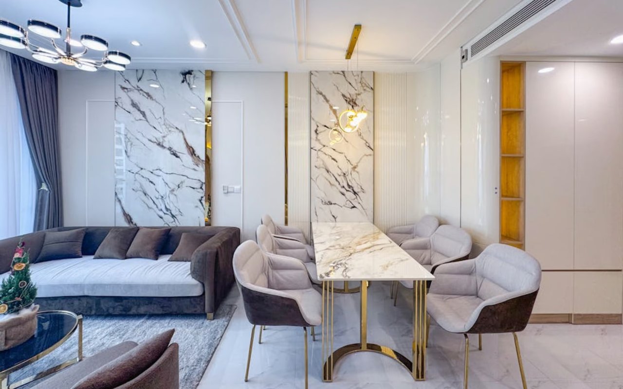 How to Choose the Perfect Luxury Home in The Dominion