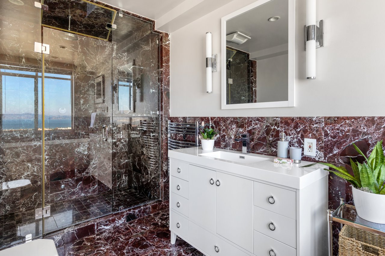 2100 Green Street Penthouse