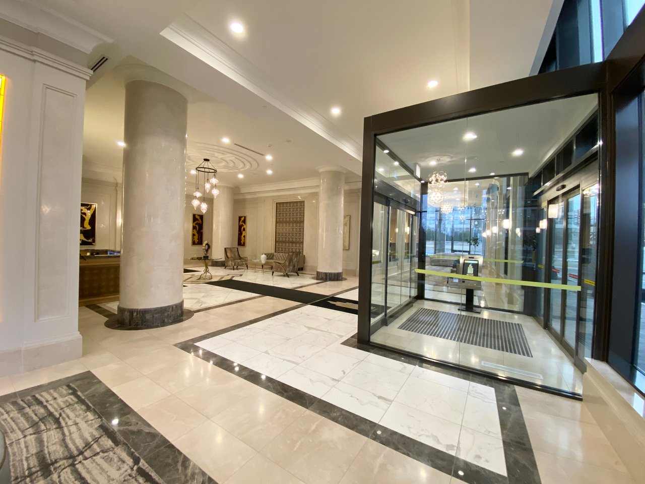 36 Elm Drive W Unit:2403