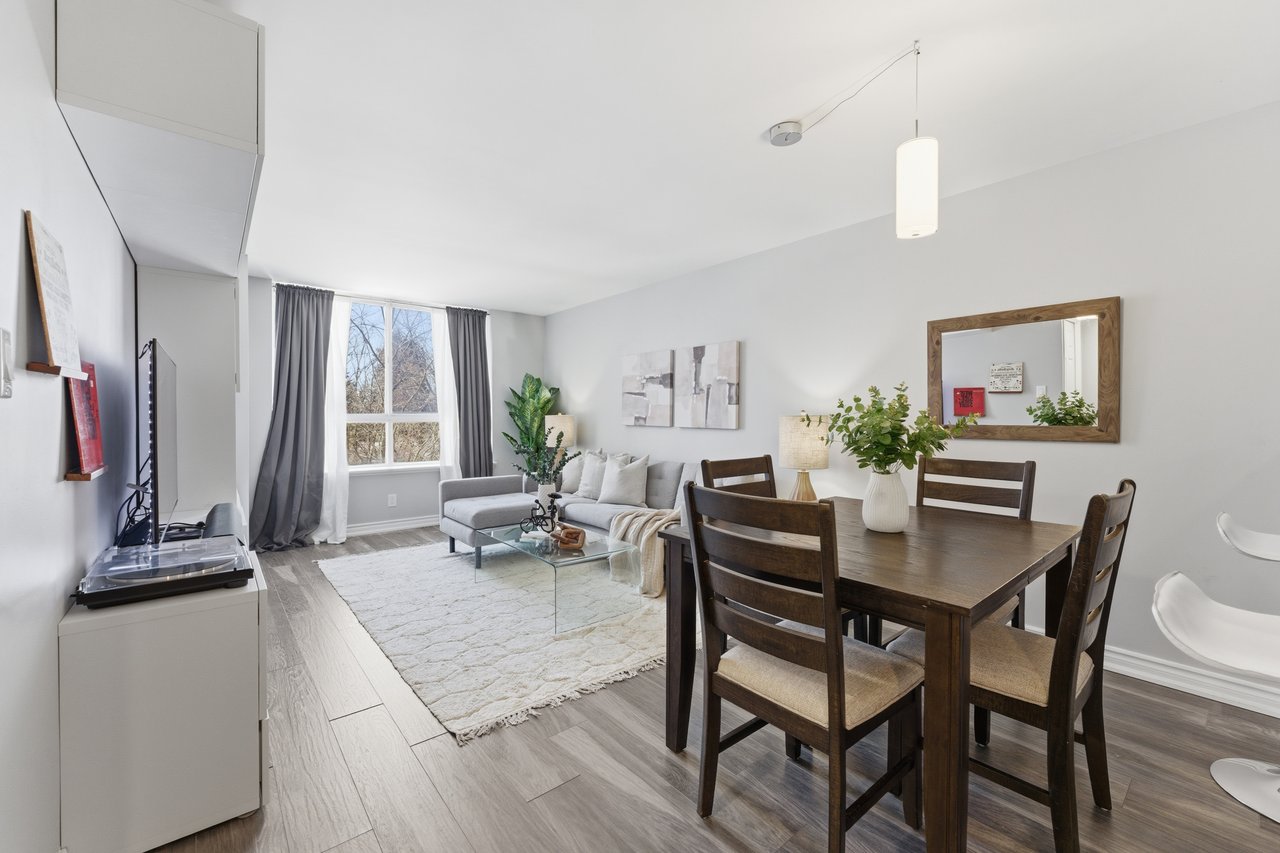 1485 Lakeshore Rd E 511