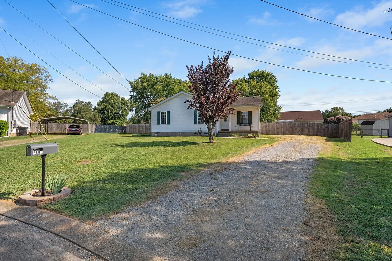2803 Black Stallion Ct