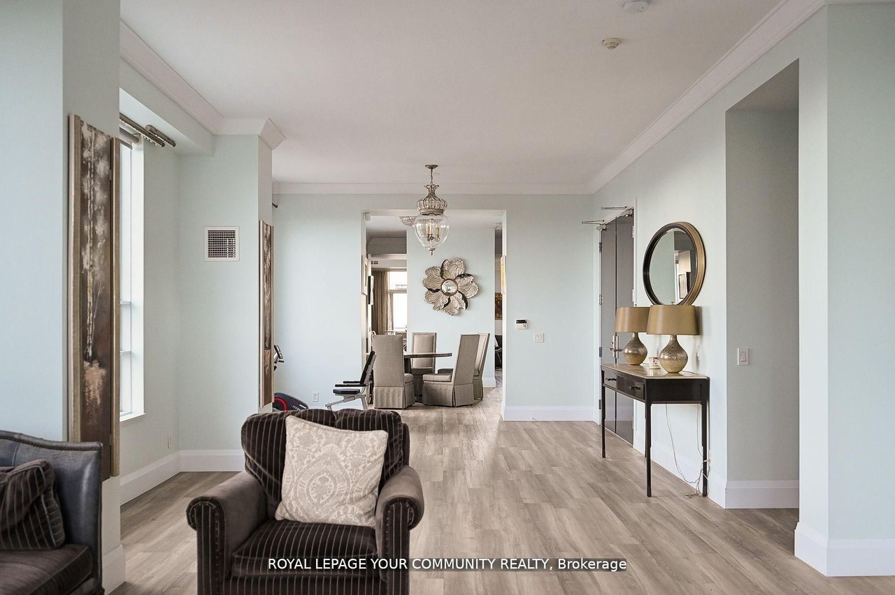 PREMIUM YORKVILLE LIVING