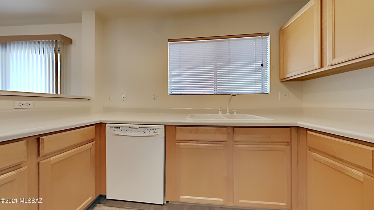 13020 N Desert Olive Dr