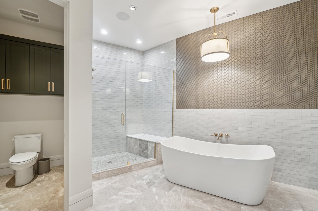 4141 E Canyon Estate Dr