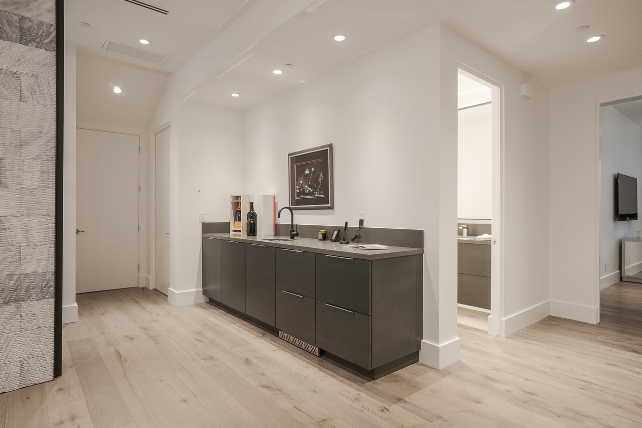 6914 E Cactus Wren Road