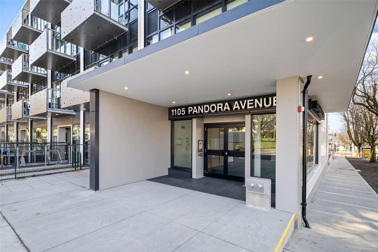 N302-1105 Pandora Ave