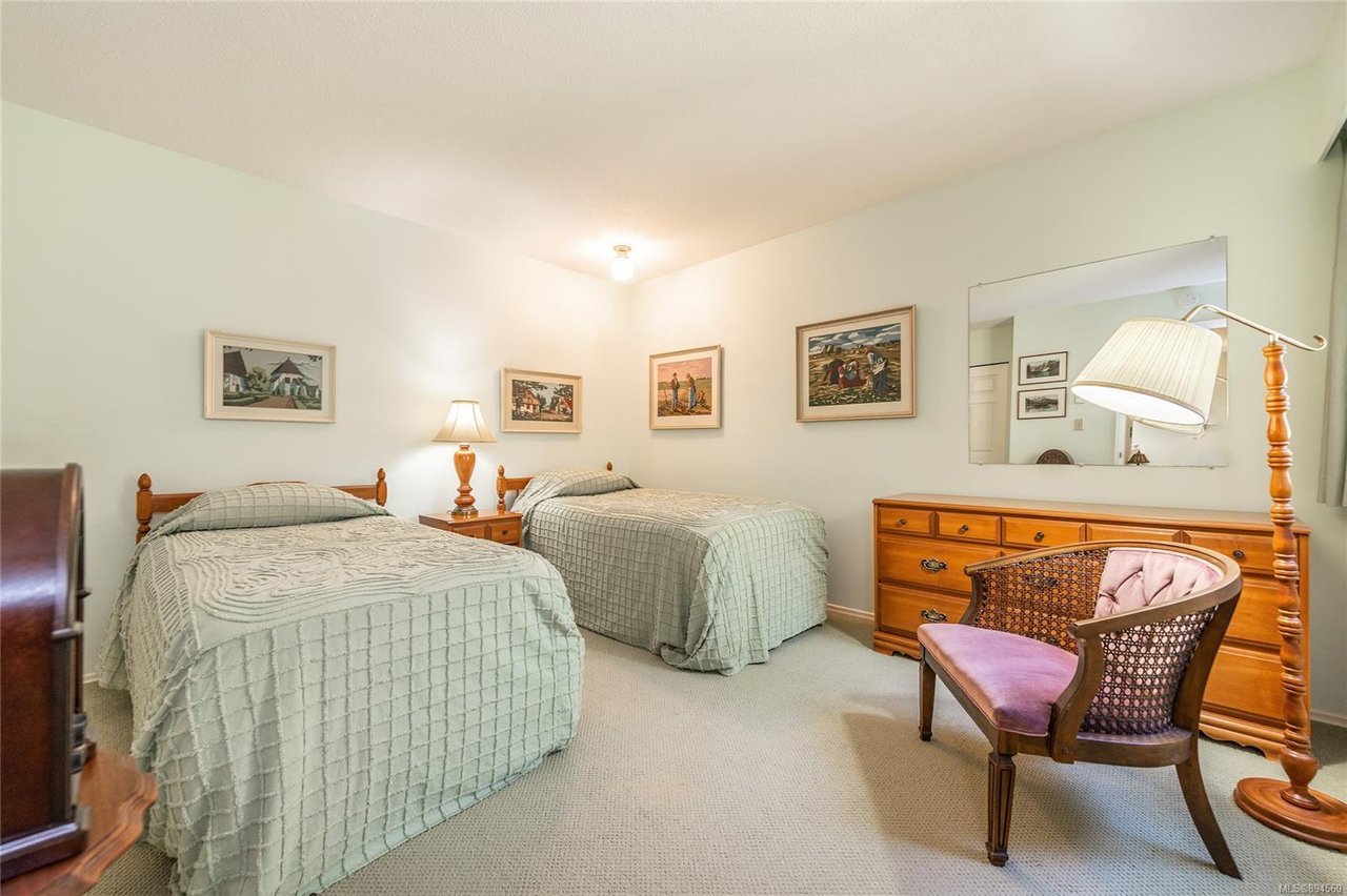 8-1019 Pemberton Rd