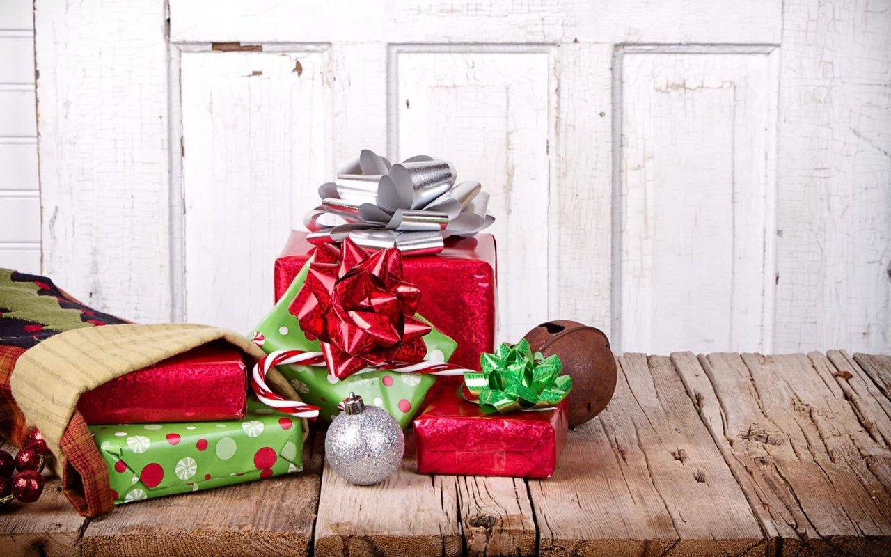 10 Stocking Stuffer Ideas for the Home Improvement DIYer in Your Life