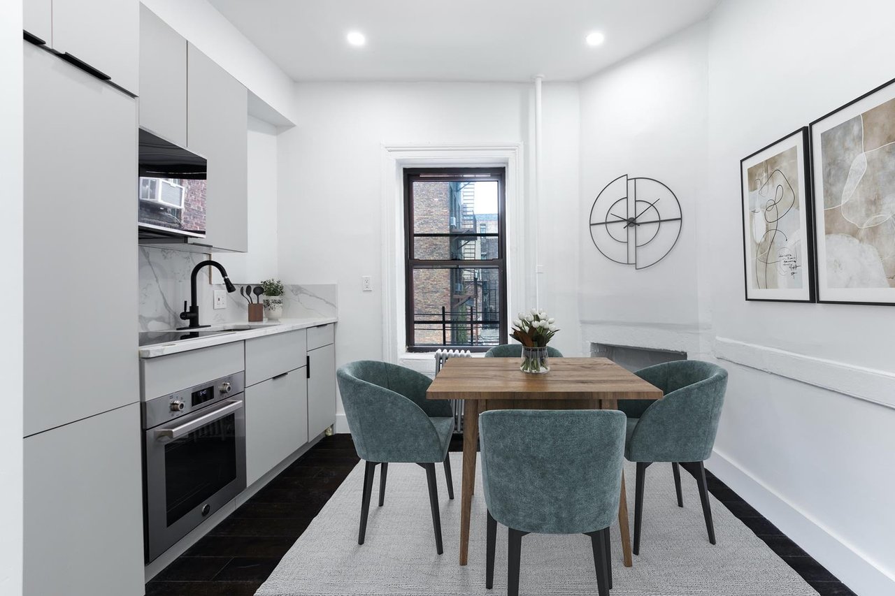 247 East 10th Street, Apt 8