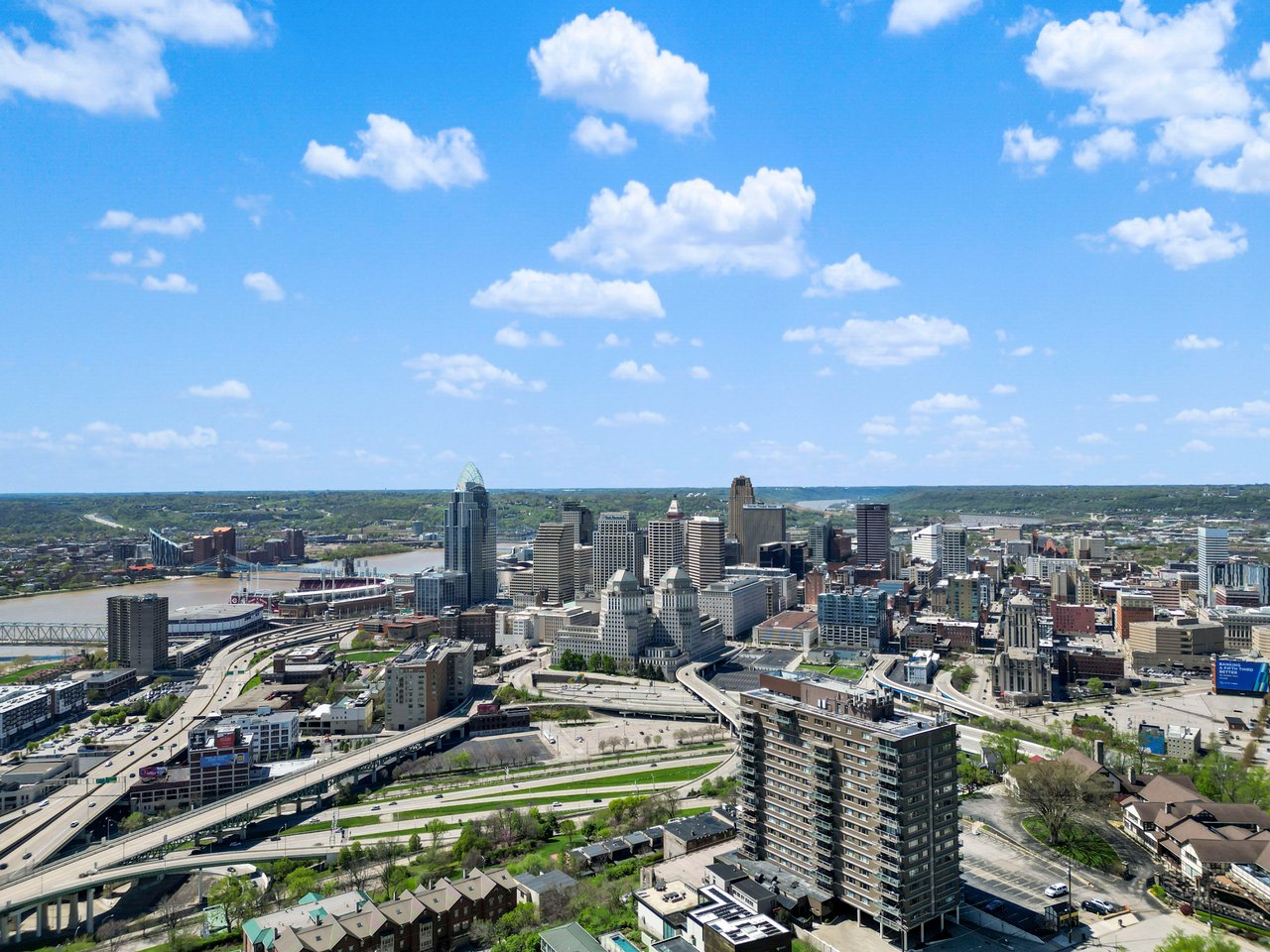 1041 SAINT GREGORY STREET #4
