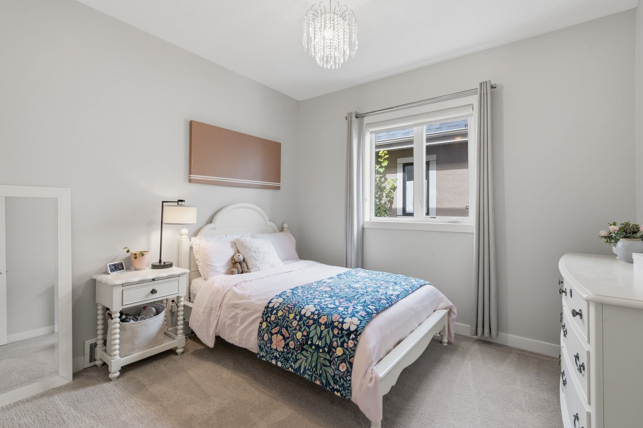 138 Ascot Crescent SW