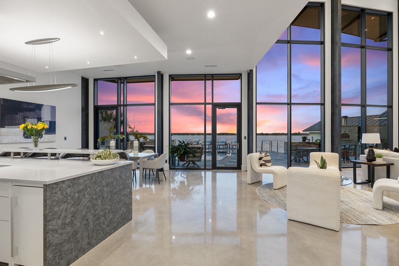 402 Lighthouse Drive