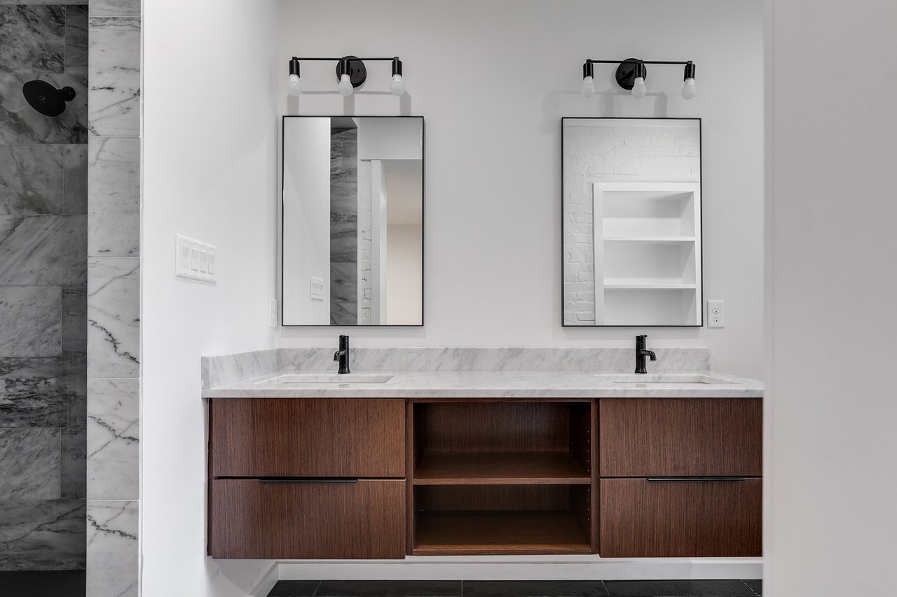 4 N Robinson (Fan House)