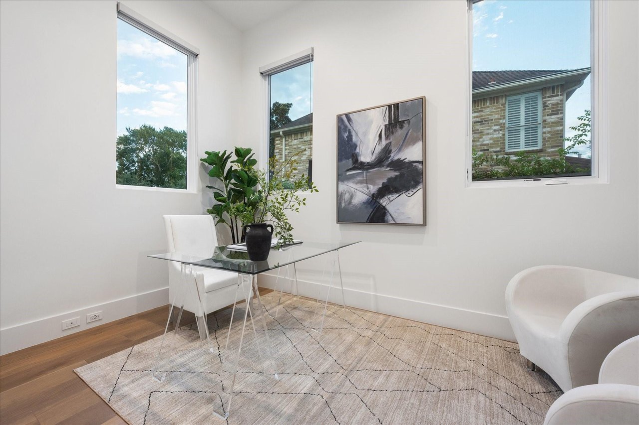 4529 Merrie Lane