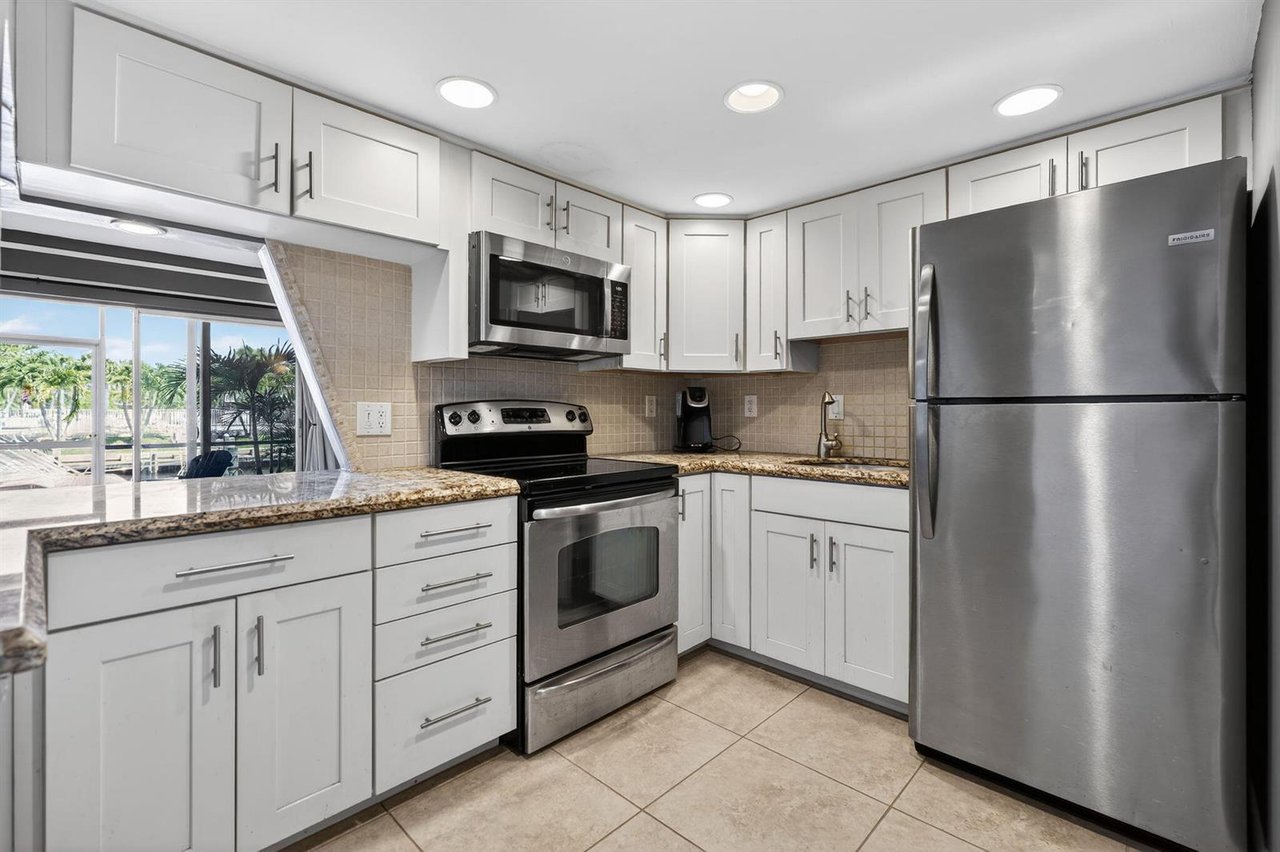 121 Wettaw Lane Ln #112