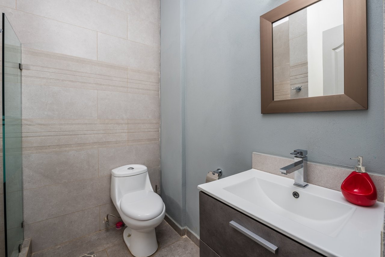 Portofino A1 | Tropical 2-Bedroom Condo Just 200m from Tamarindo Beach