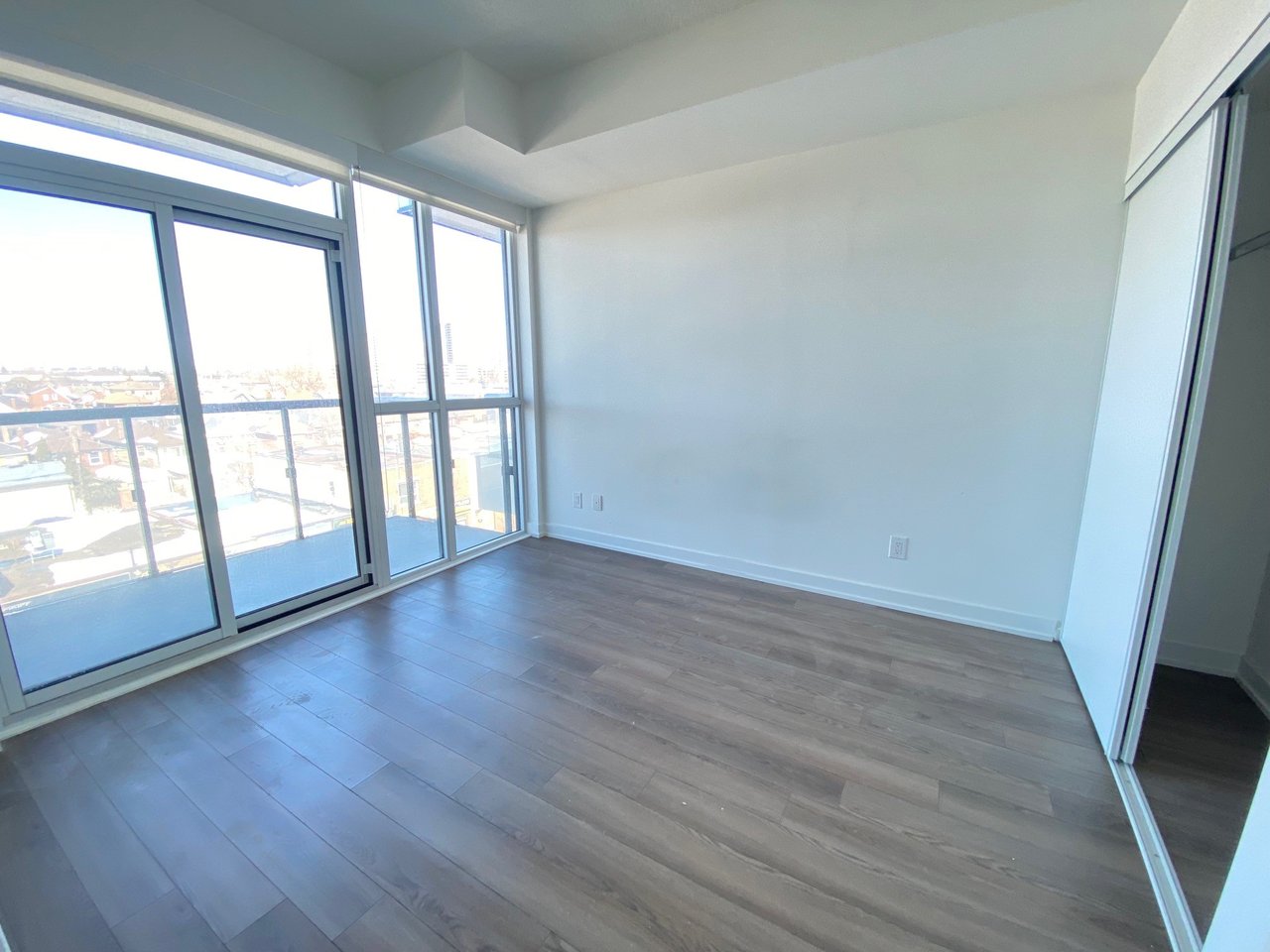 1603 Eglinton Ave W Unit: 412