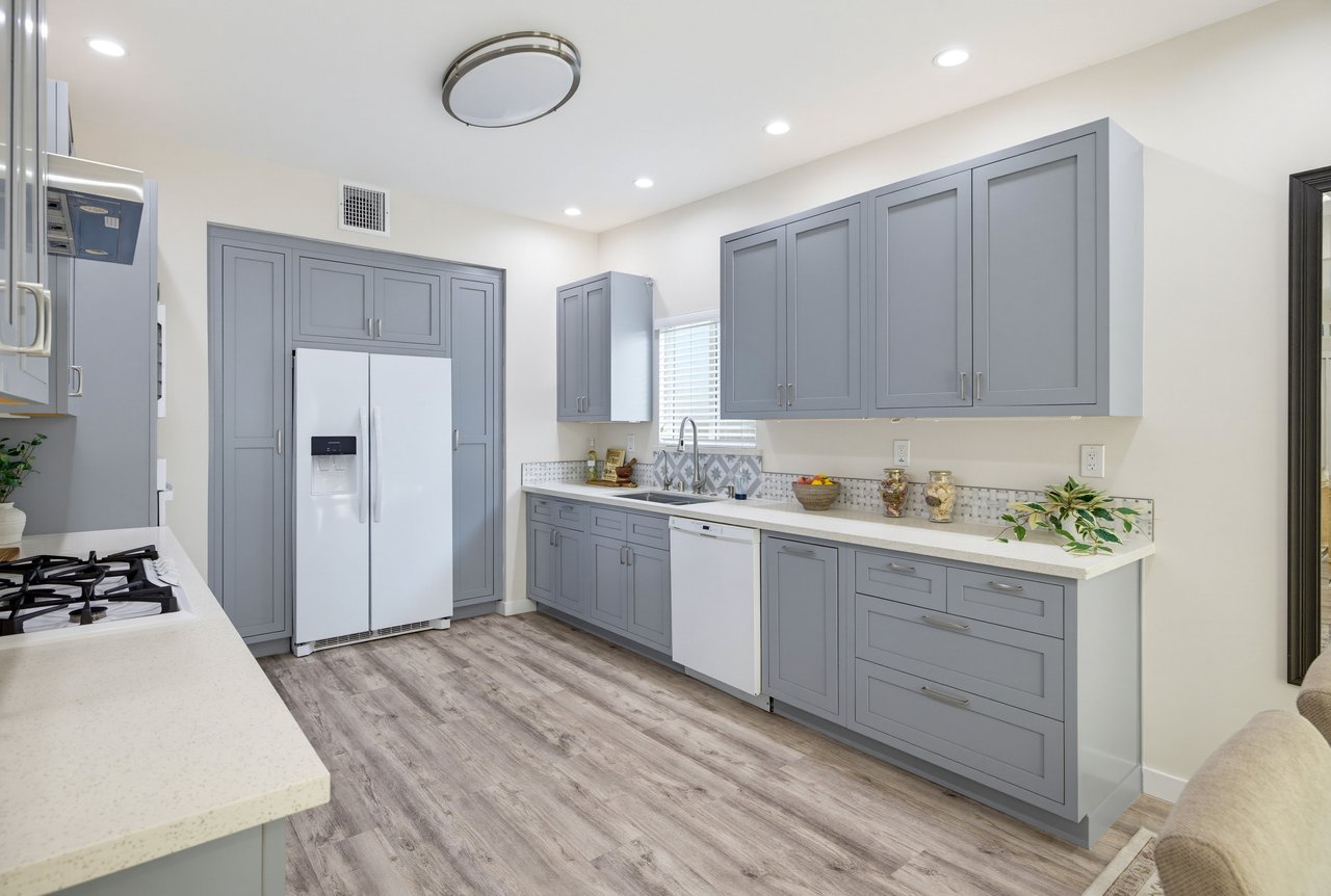 2322 Pullman Lane