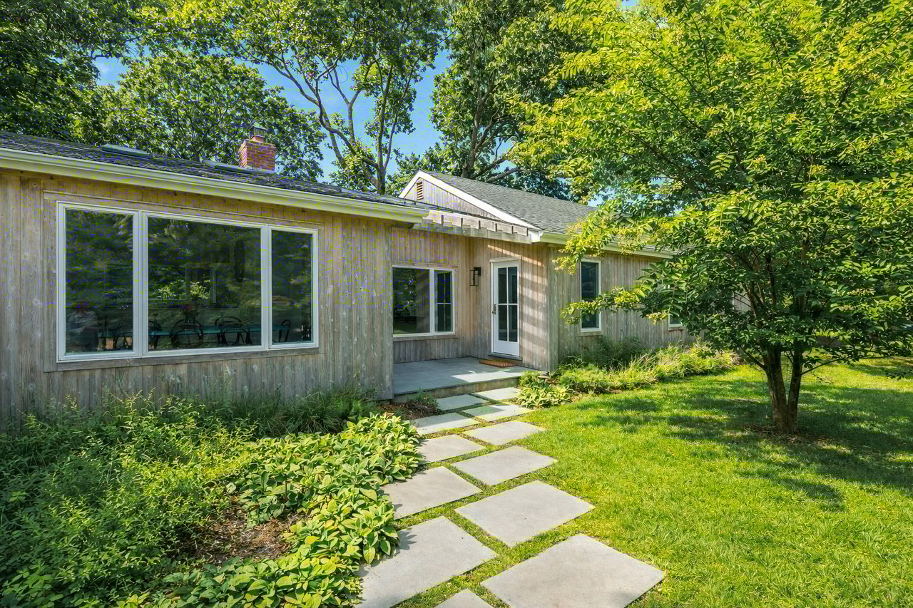 IMPECCABLE HOME IN PRIME LOCATION