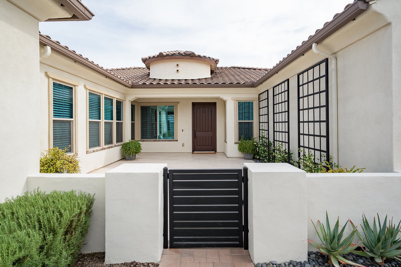 5537 E VIA CABALLO BLANCO