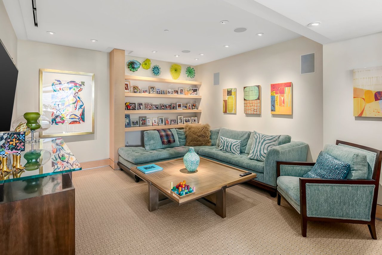 10800 Wilshire Blvd #1701, Westwood