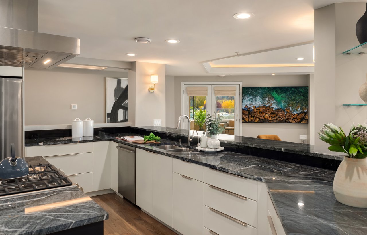 4511 Lake Washington Boulevard NE Unit: 2