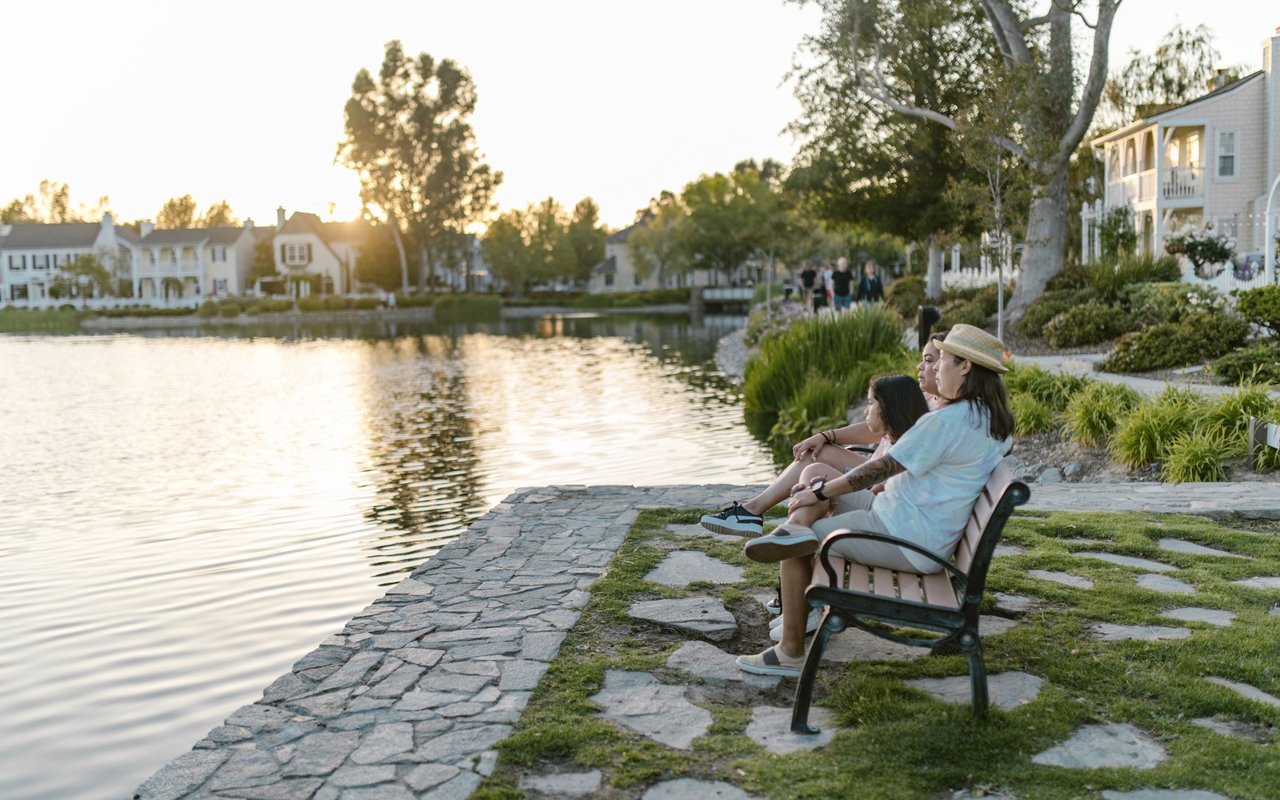 The Things You'll Love and Hate About Living in an HOA Community