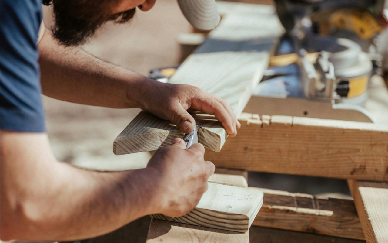 Building a House in Naples, FL cover