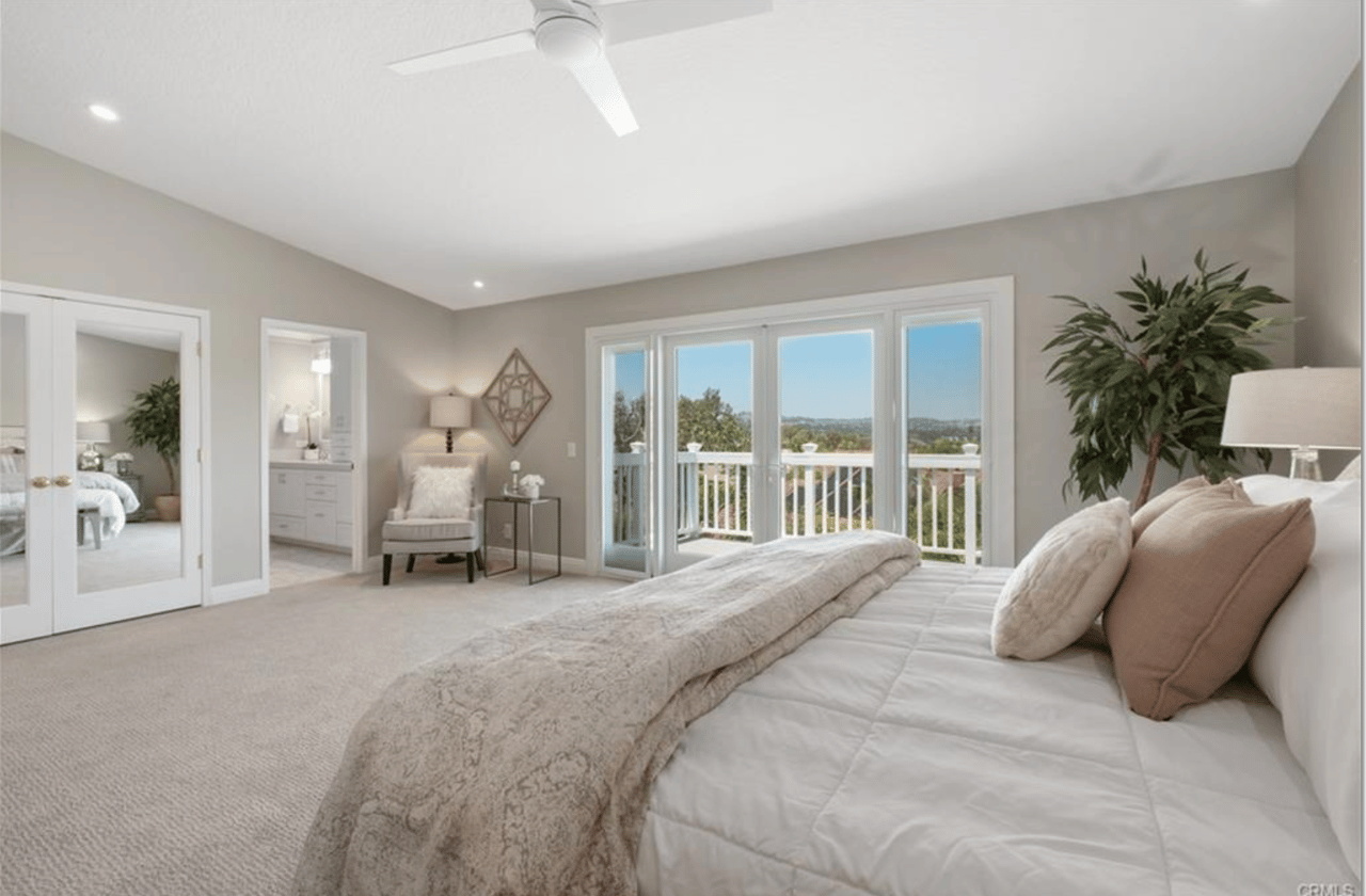 23921 Catbird Court