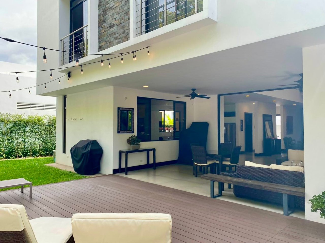 Contemporary Solar Smart Home, Santa Ana, San Jose