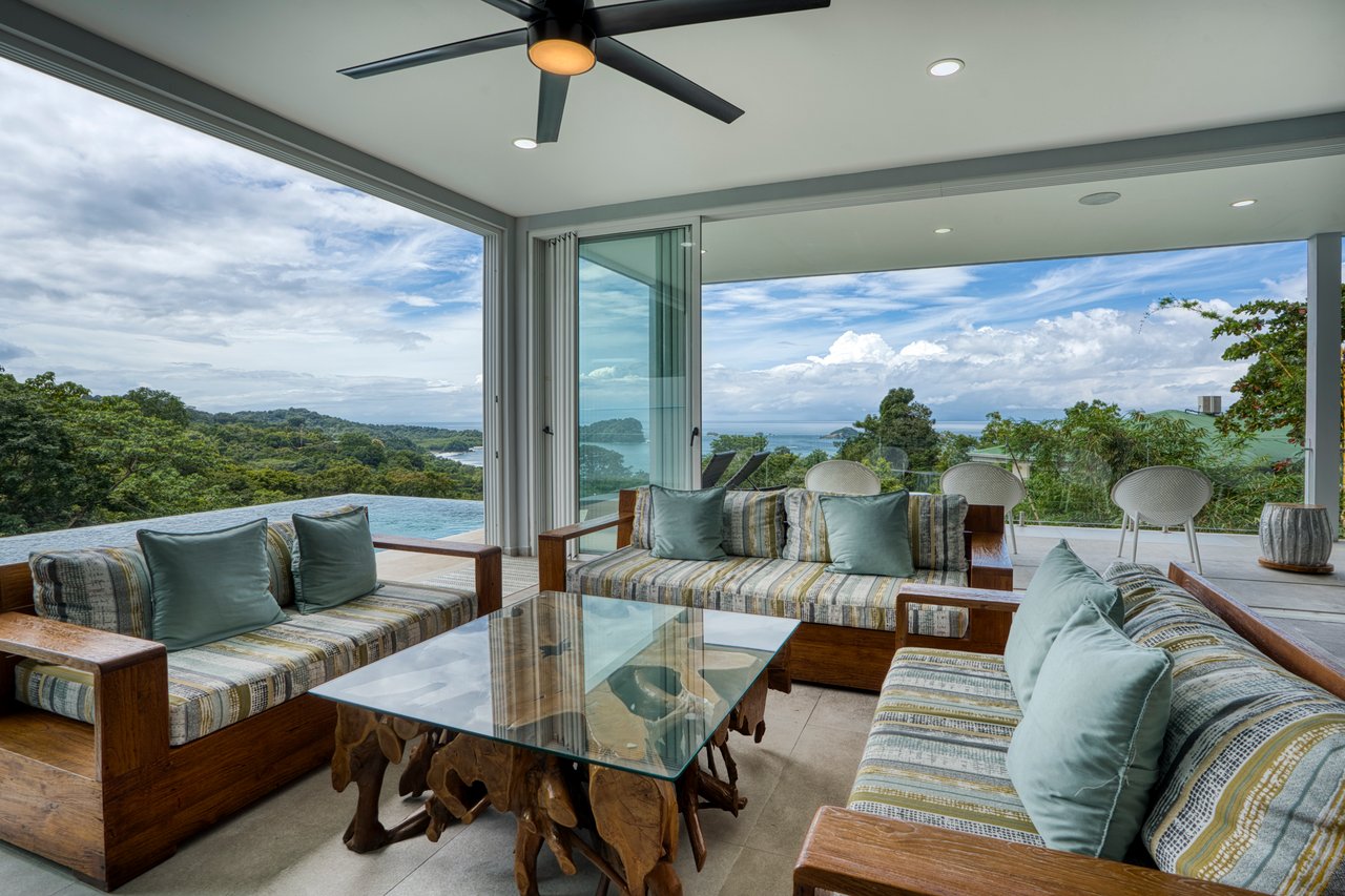 Luxury Income Producing Villa Costa Vida in Manuel Antonio