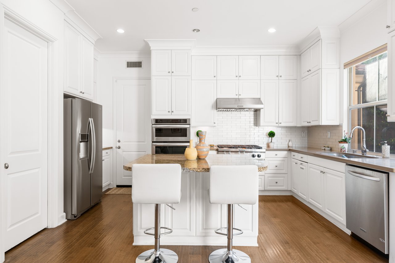 63 Acorn Gln, Irvine, CA 92620