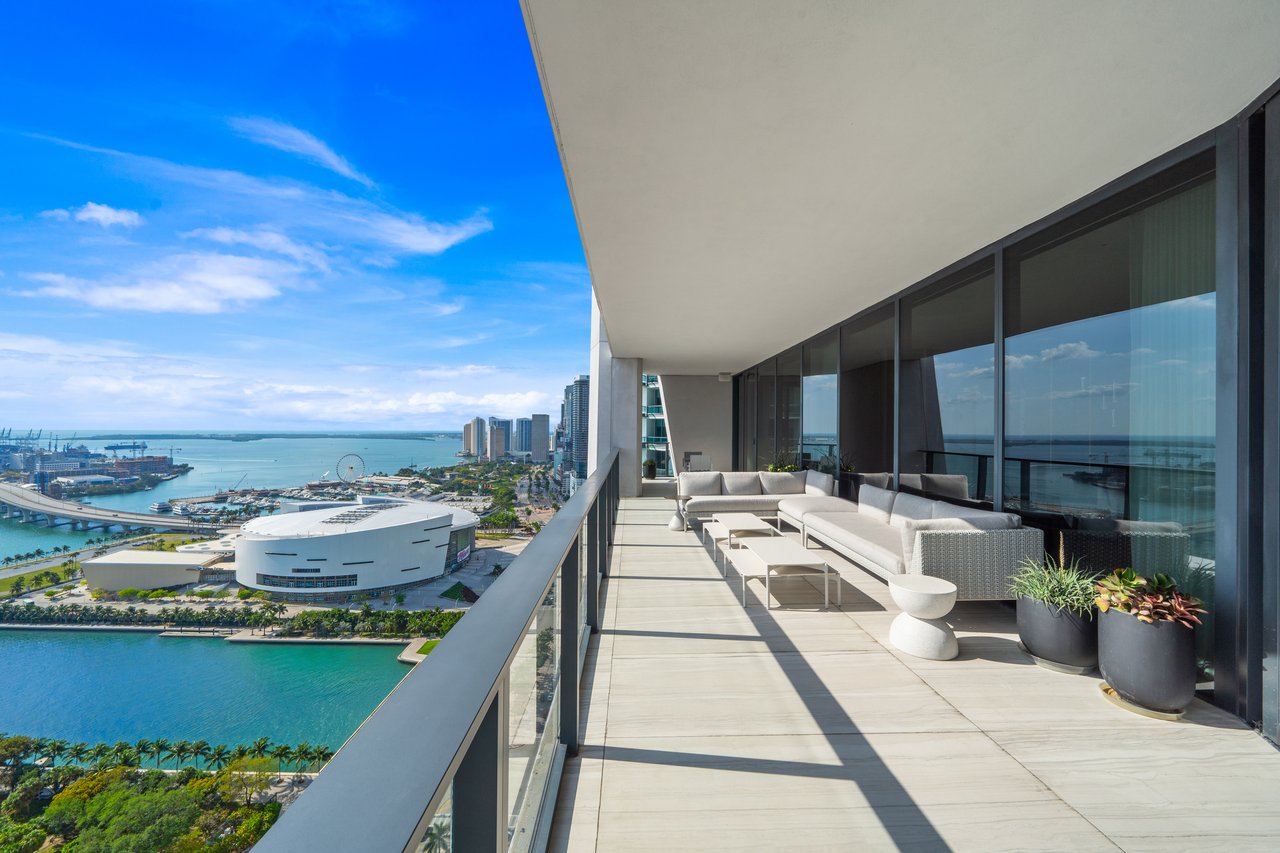 One Thousand Museum Signature Residence