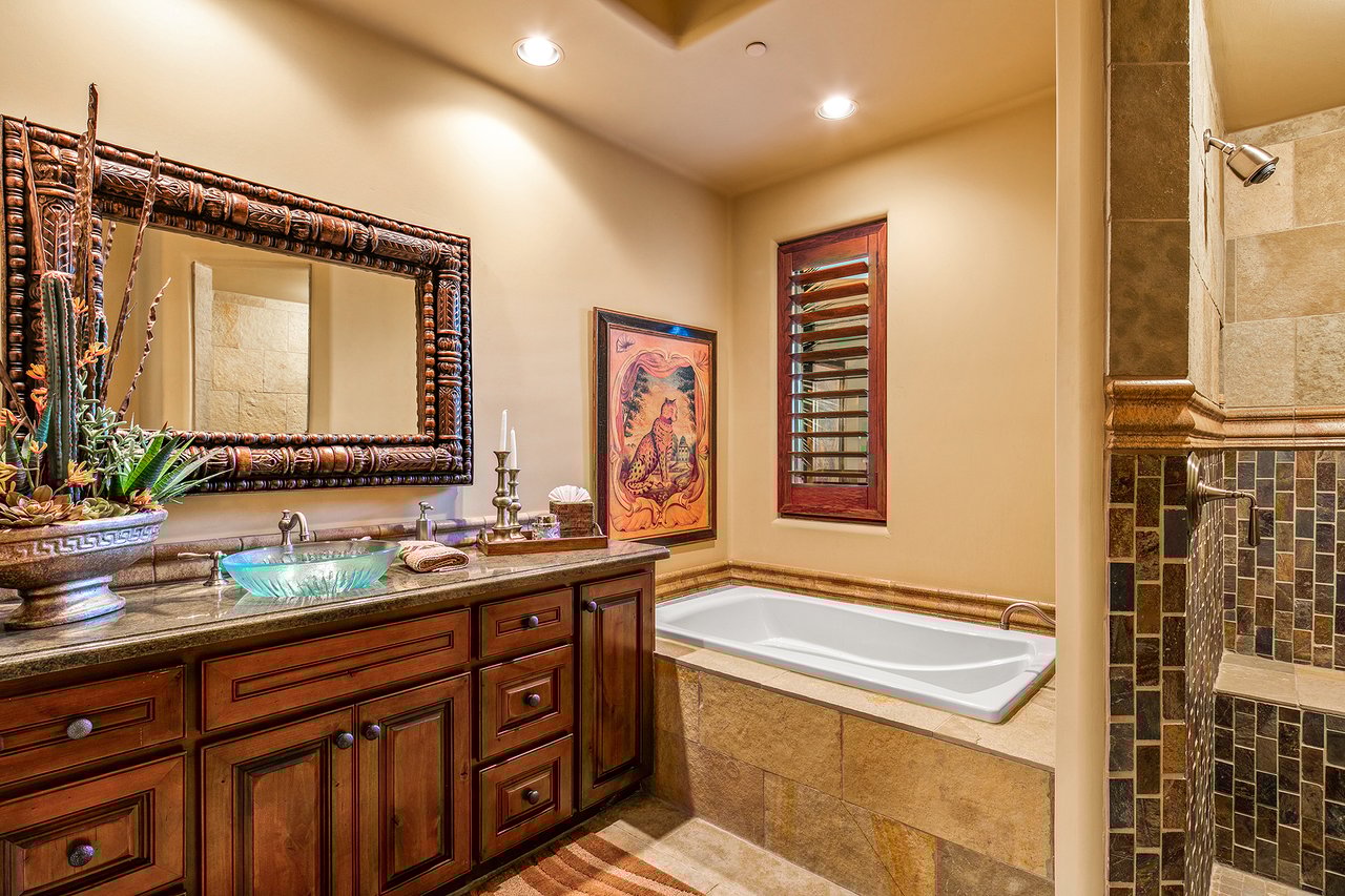 7311 E ARROYO HONDO Road