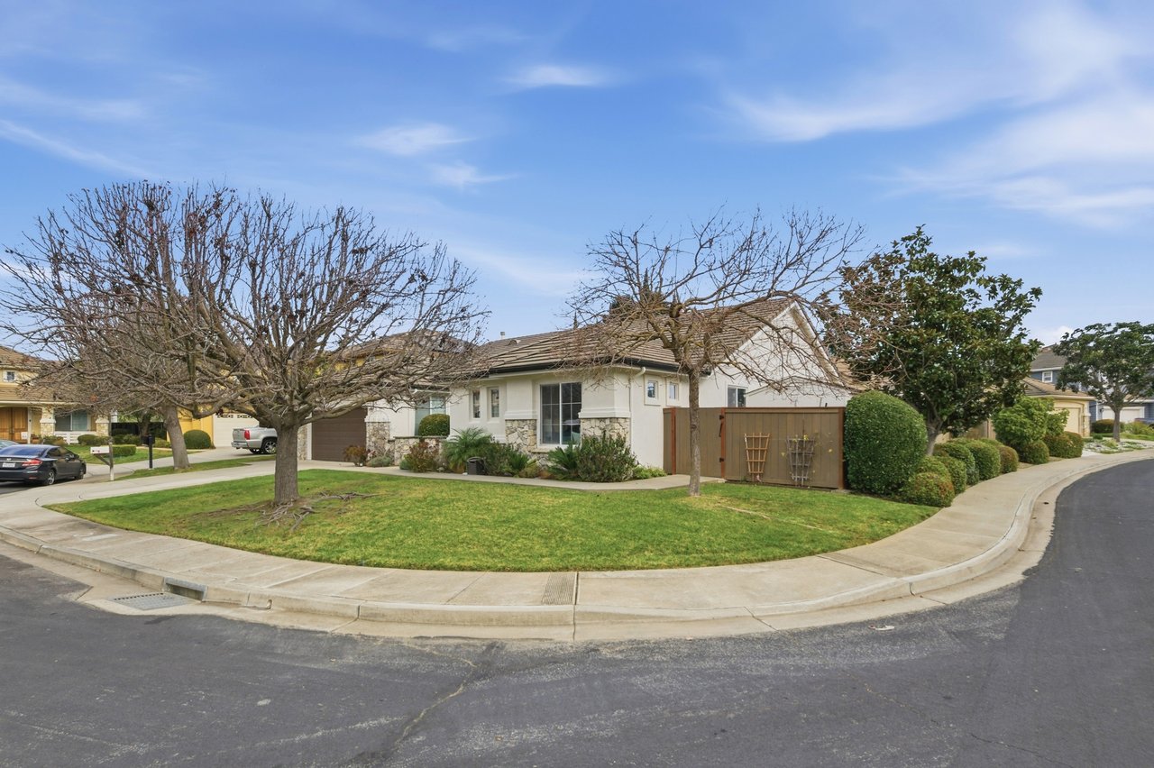 670 Hubbs Court, Benicia 