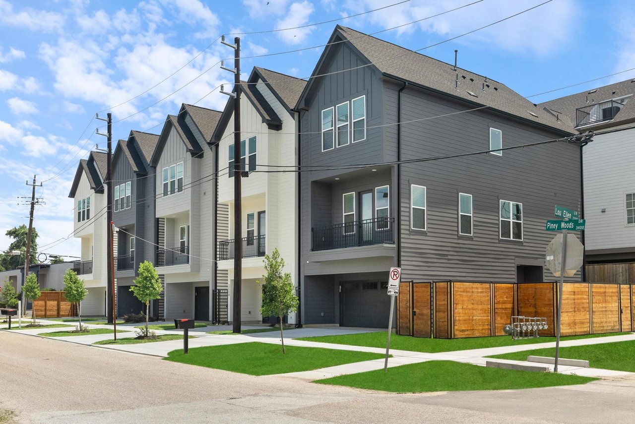Skyline Homes at Lou Ellen HTX