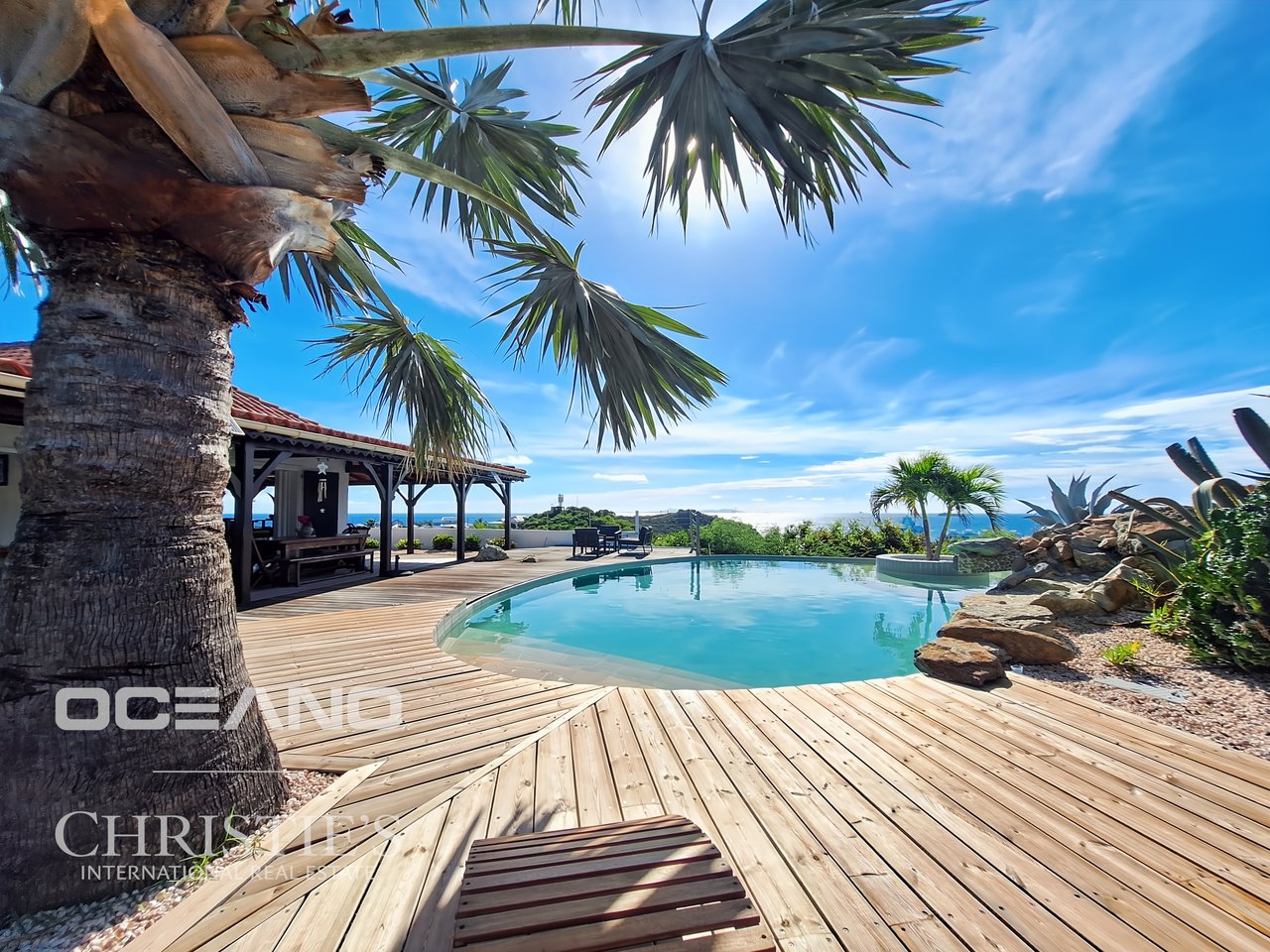 Exceptional Villa – Panoramic Ocean View (Oyster Pond)