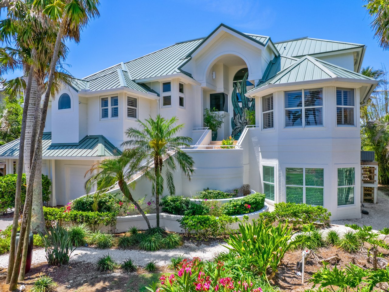 16730 Captiva DR