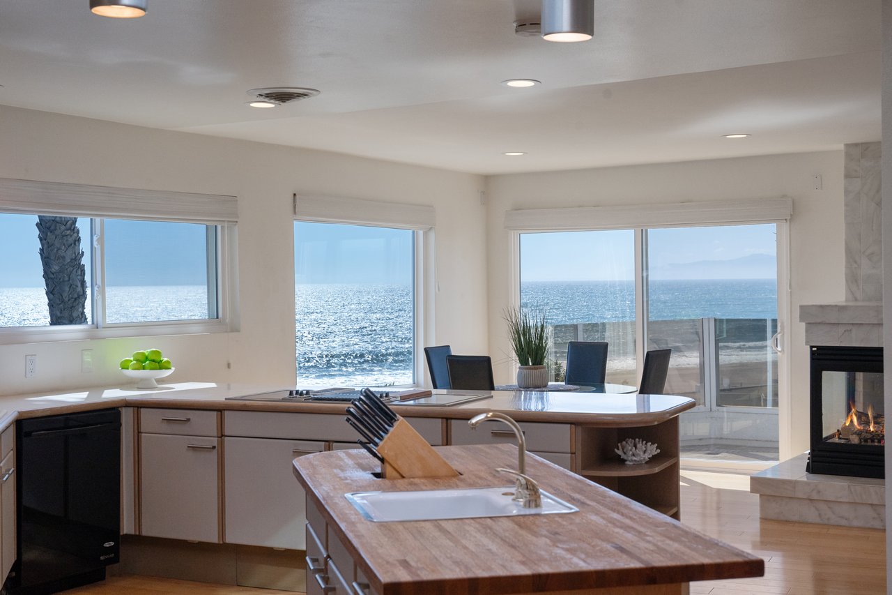 7335 Vista Del Mar Lane