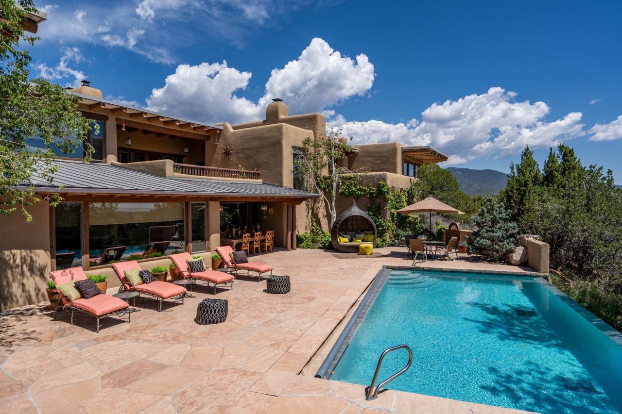 The Top 5 Luxury Neighborhoods in Santa Fe, New Mexico cover