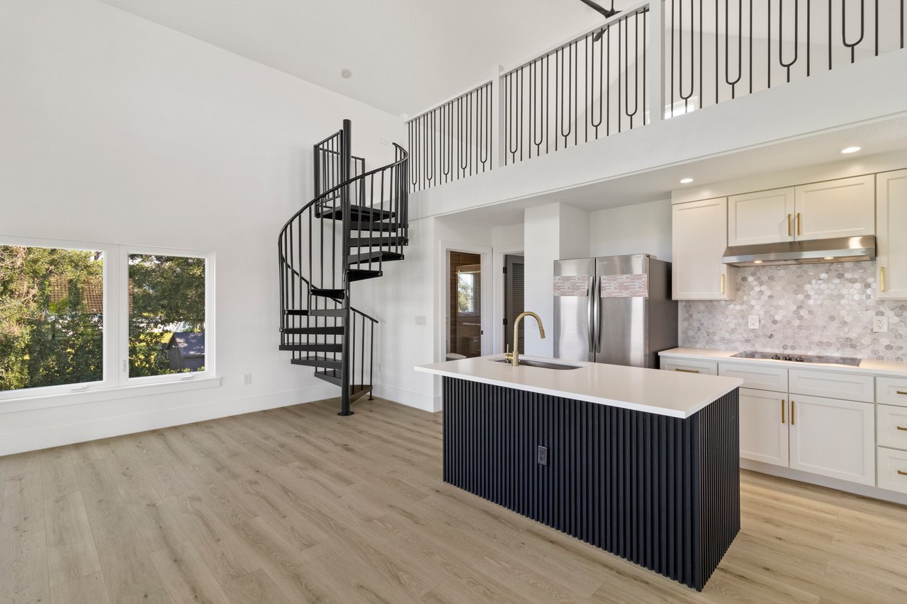 7706 Ficquette Rd- Windermere