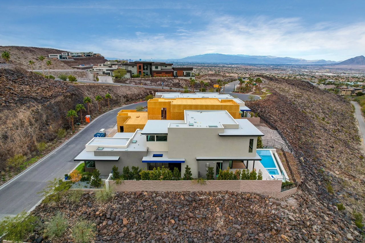 Modern Model Home for Sale in MacDonald Highlands