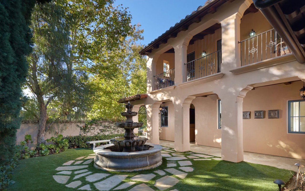 Santa Barbara-style Shady Canyon Home Sold with A Sought-after Sycamore Plan 2