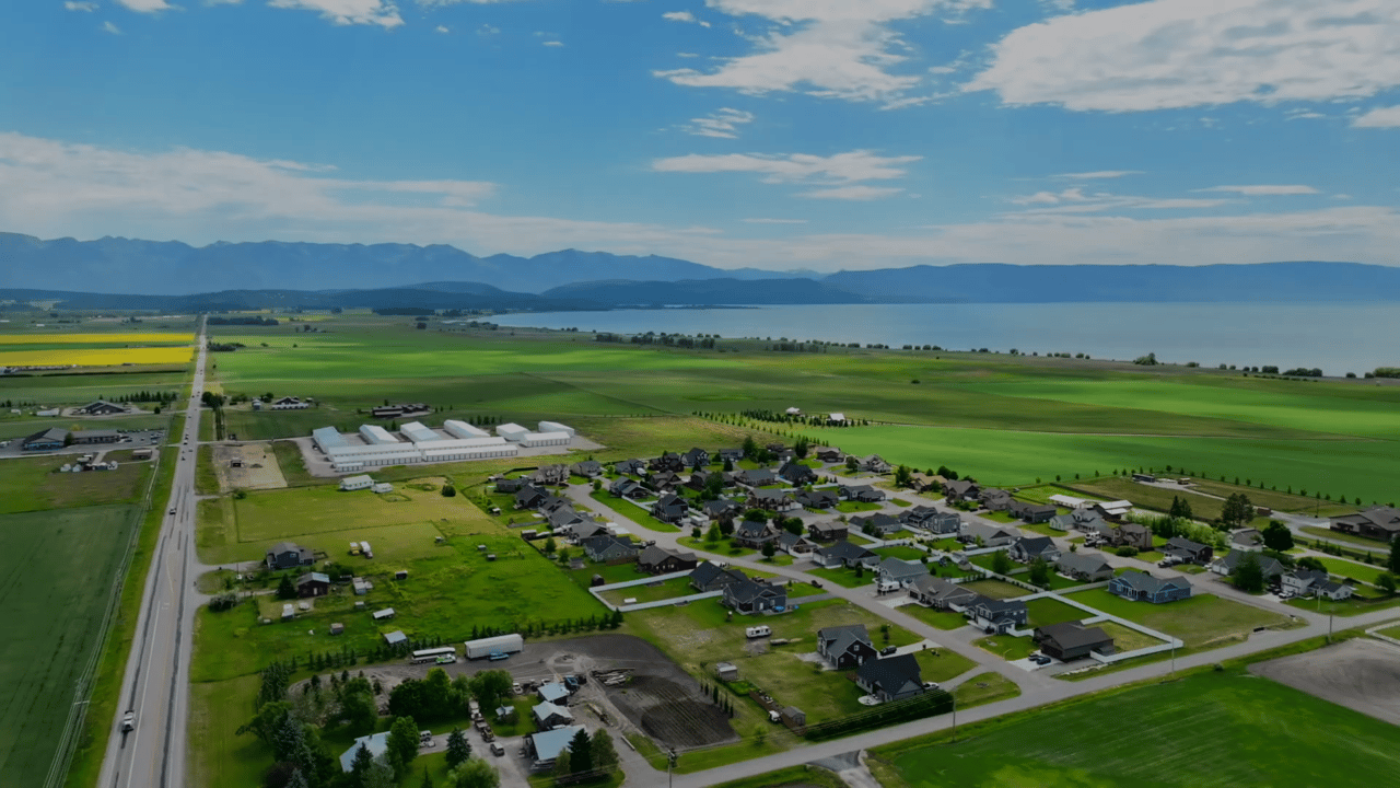 1042 Mackinaw Loop, Somers, Montana