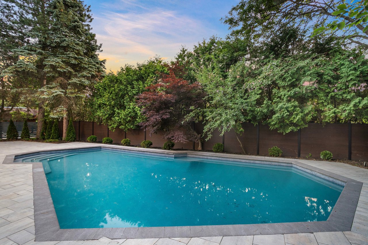 Architecturally Iconic Estate
