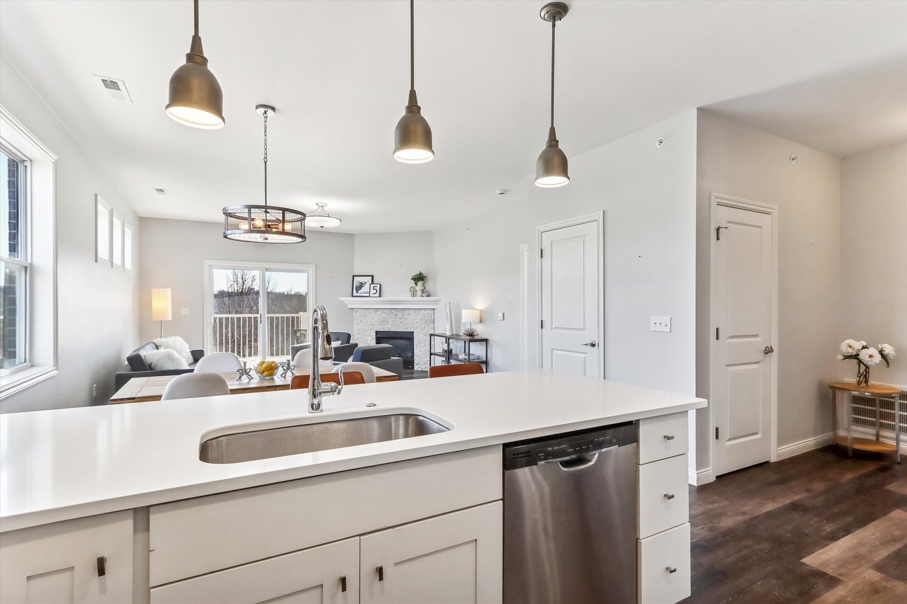 2176 Willenbrock Cir