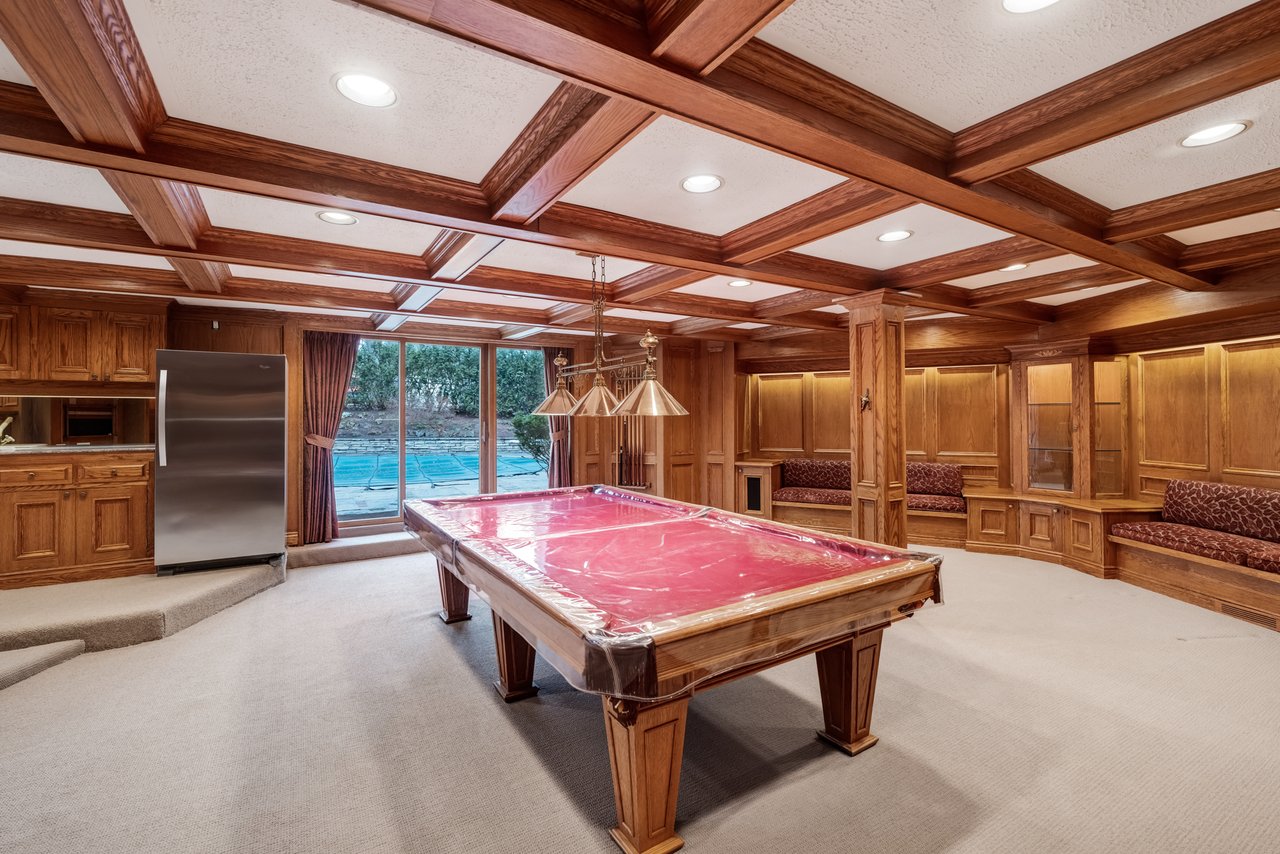 1000 Mississauga Heights Dr