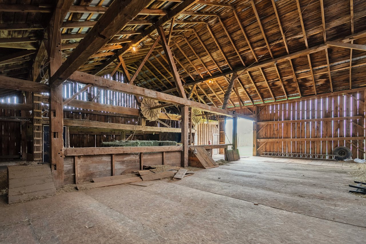 Extraordinary Equestrian Estate