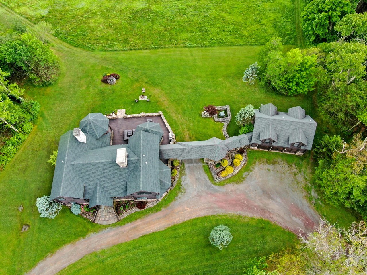 Burt's Lodge